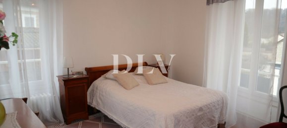 5 bedrooms House in Samoreau, France No. 298886 7