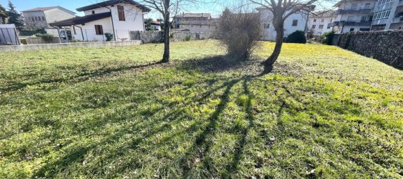 1-salle Terrain à Udine, Italy No. 29926 10