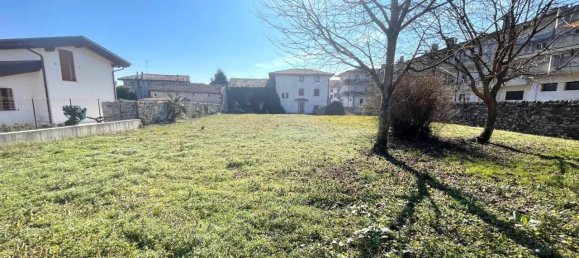 1-salle Terrain à Udine, Italy No. 29926 9