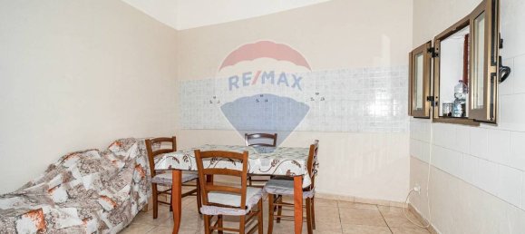 4 Schlafzimmer Haus in Catania, Italy, Nr. 127409 11