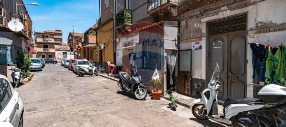 4 Schlafzimmer Haus in Catania, Italy, Nr. 127409 2