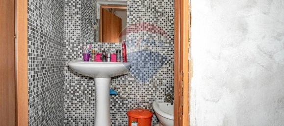 4 Schlafzimmer Haus in Catania, Italy, Nr. 127409 24