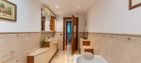 Apartamento de 2 dormitorios en Milan, Italy No. 352240 27