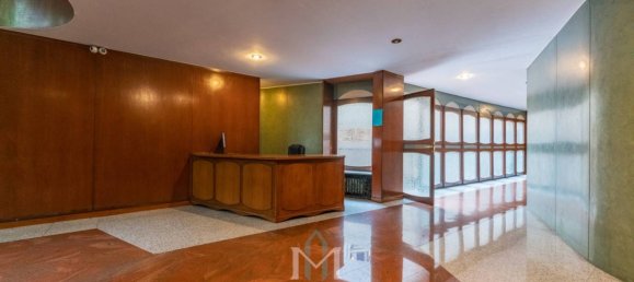 Apartamento de 2 dormitorios en Milan, Italy No. 352240 28