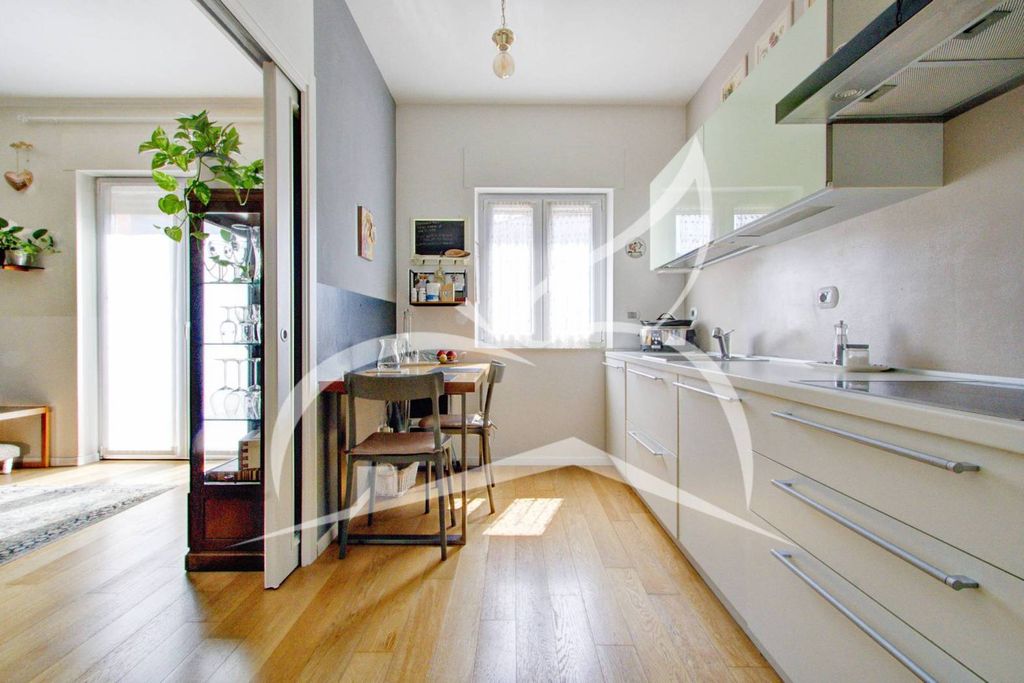 3 Schlafzimmer Haus in Rovereto, Italy, Nr. 365964