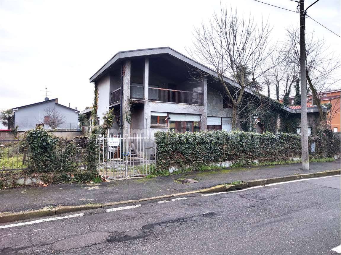 4 Schlafzimmer Villa in Solaro, Italy, Nr. 84642