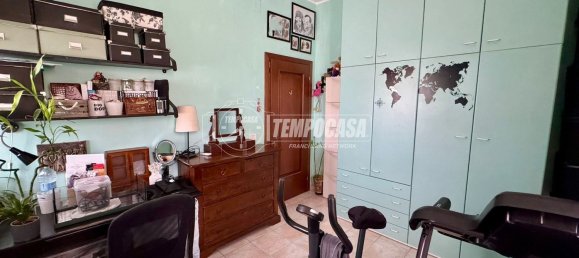 3 Schlafzimmer Wohnung in Rome, Italy, Nr. 372119 22