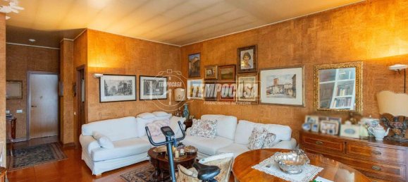 4 rooms Apartment in Castellanza, Italy No. 28311 3
