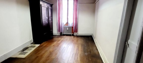 Квартира с 3 спальнями в Шамбери, Франция № 274977 3