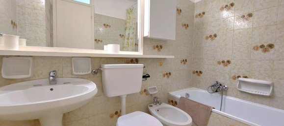 2 bedrooms Apartment in San Bartolomeo al Mare, Italy No. 342924 18