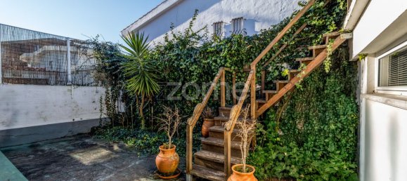 Casa de 3 dormitorios en Cascais, Portugal No. 53072 10