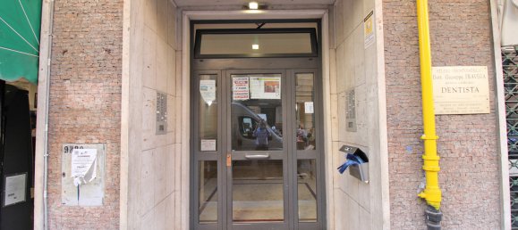  Castillos de 3 dormitorios en Genoa, Italy No. 381145 14