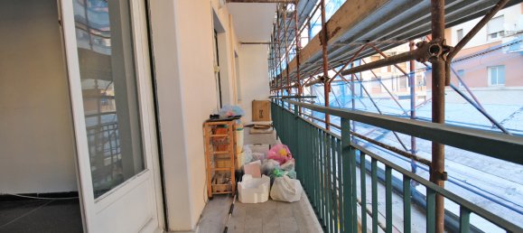  Castillos de 3 dormitorios en Genoa, Italy No. 381145 5