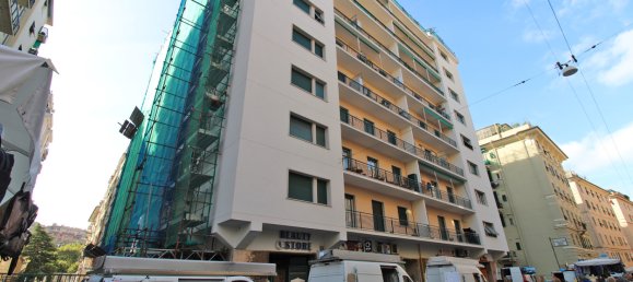  Castillos de 3 dormitorios en Genoa, Italy No. 381145 15