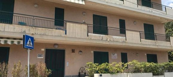 Apartamento de 2 habitaciónes en Mascali, Italy No. 251758 4