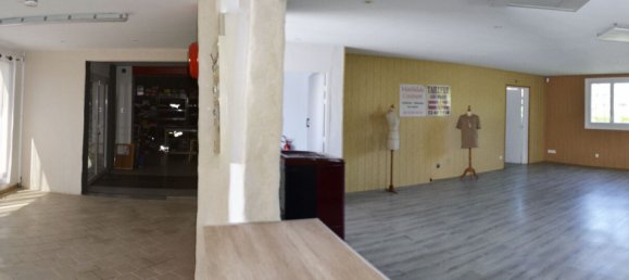 5 rooms Commercial property in Brionne, France No. 342992 6