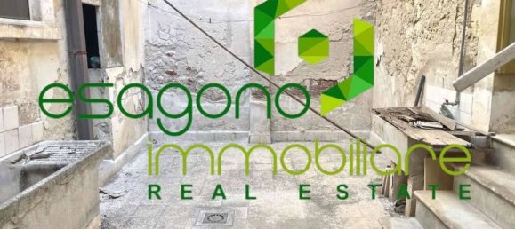 Edifício em Syracuse, Italy 395 m² N.º 350649 8