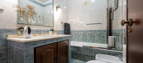 5 bedrooms House in Corroios, Portugal No. 164020 15