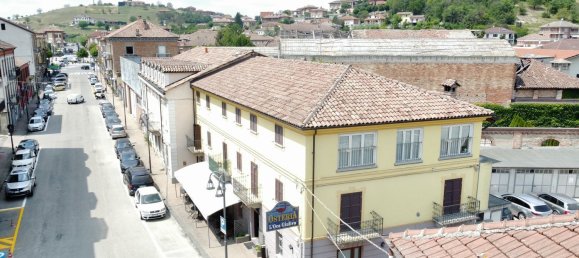 150m² Commercial property in Castagnole delle Lanze, Italy No. 130947 3