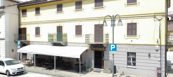 150m² Commercial property in Castagnole delle Lanze, Italy No. 130947 4