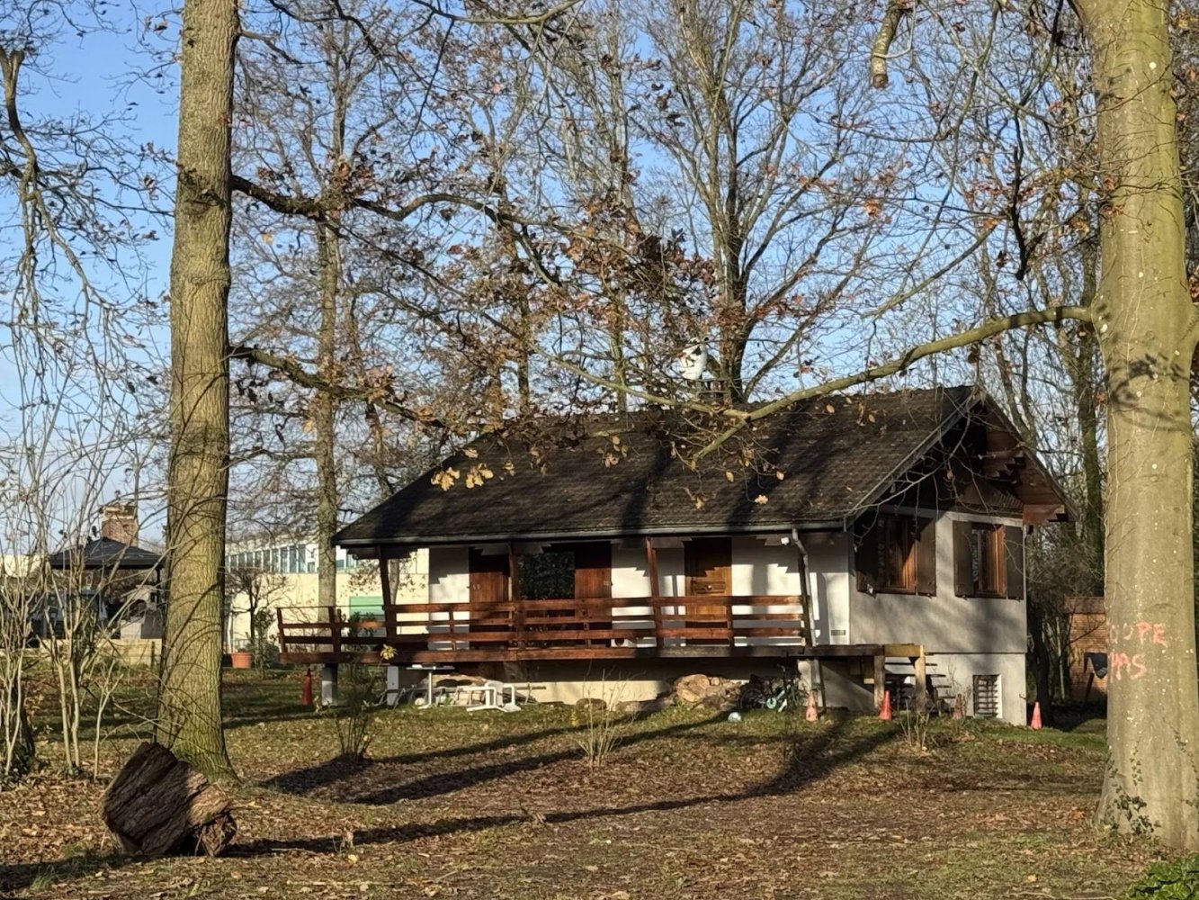 Дом с 2 спальнями в Нёйи-Сен-Фрон, Франция № 38947