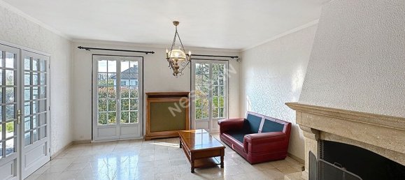 4 chambres Maison à Pringy, France No. 122036 3