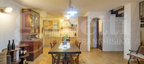 5 rooms House in Gubbio, Italy No. 155616 22