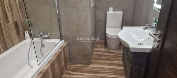 3 bedrooms Apartment in Marsaxlokk, Malta No. 11647 11