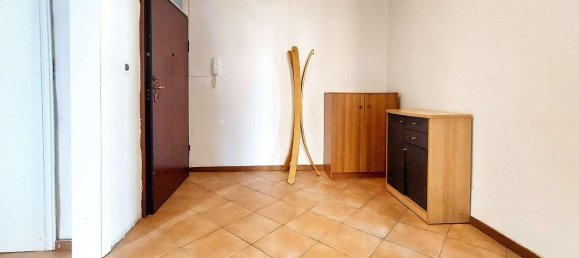 3-Zimmer Wohnung in Modena, Italy, Nr. 235549 9