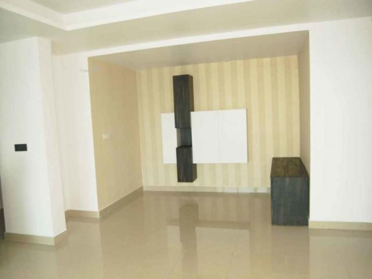 3 bedrooms House in Hyderabad, India No. 17898