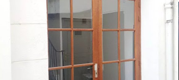 Studio in Paris, France No. 172231 6