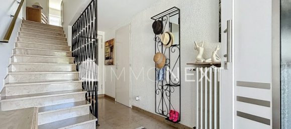 Дом с 2 спальнями в Русси-ле-Виляж, Франция № 329249 15