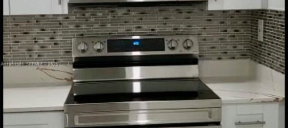 2 غرف نوم عقار تجاري في Miami, الولايات المتحدة رقم 614317 5