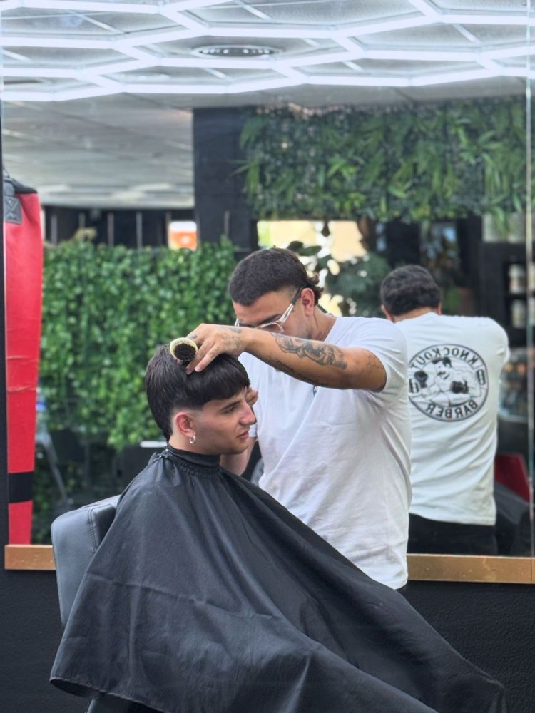 Propriété commerciale à Alcorcon, Spain 25m² No. 252128