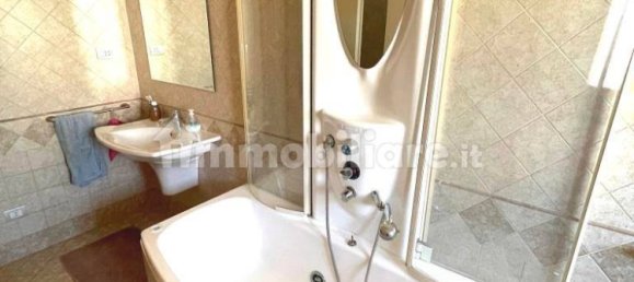 3 Schlafzimmer Wohnung in Imola, Italy, Nr. 221974 27