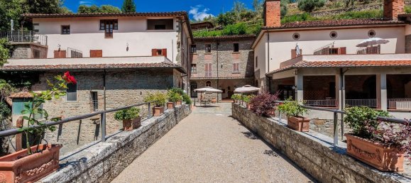 Casa de 28 divisões em Loro Ciuffenna, Italy N.º 265642 33