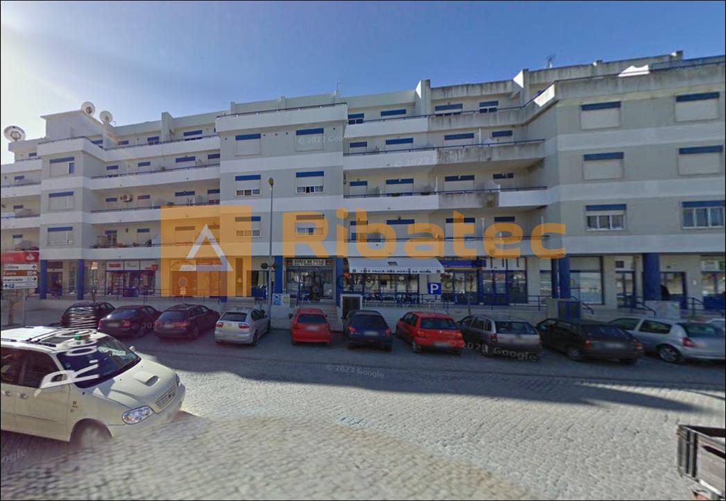 39m² Commercial property in Coruche, Portugal No. 343197
