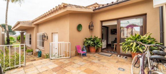 4 غرف نوم فيلا في Torremolinos, Spain رقم 154146 32