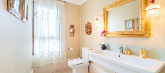 4 غرف نوم فيلا في Torremolinos, Spain رقم 154146 22