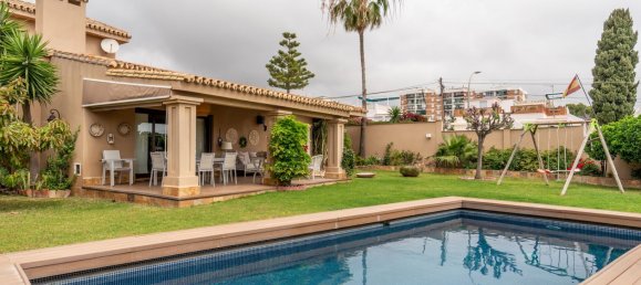 4 غرف نوم فيلا في Torremolinos, Spain رقم 154146 4