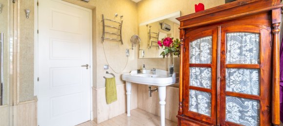 4 غرف نوم فيلا في Torremolinos, Spain رقم 154146 25