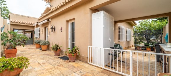 4 غرف نوم فيلا في Torremolinos, Spain رقم 154146 30