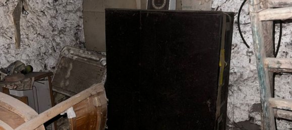 4 bedrooms House in Belpasso, Italy No. 374324 10