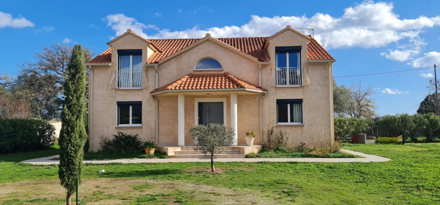 Casa de 4 dormitorios en Prunelli-di-Fiumorbo, France No. 79170