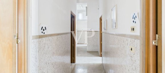 Bâtiment à Trani, Italy 1617m² No. 349084 42