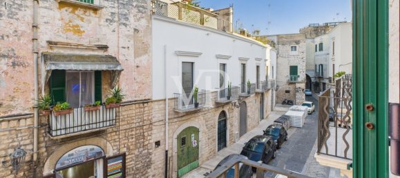 Bâtiment à Trani, Italy 1617m² No. 349084 3