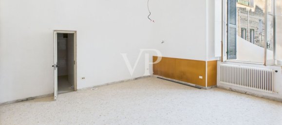 Bâtiment à Trani, Italy 1617m² No. 349084 21