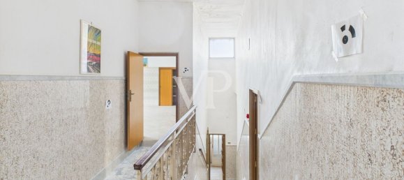 Bâtiment à Trani, Italy 1617m² No. 349084 49
