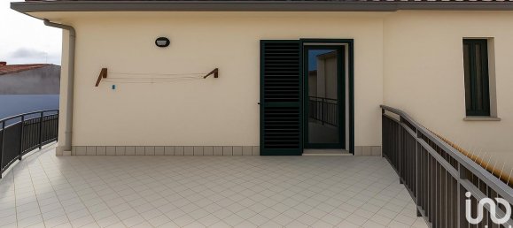 4 Schlafzimmer Haus in Notaresco, Italy, Nr. 362139 23