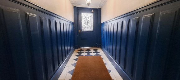 Apartamento de 2 dormitorios en Versailles, France No. 187919 8